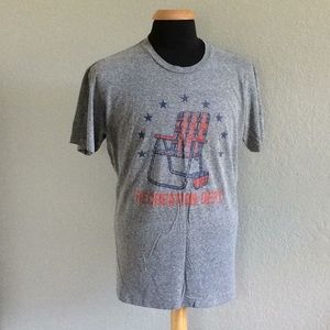 Recreation Dept. Lawn Chair Six Pack Graphic L / XL Retro Tee Summer Fun - USA